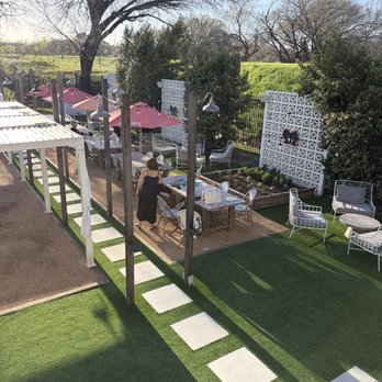 Gemelle - Relaxing lower outdoor area - Italian Near Me - Fort Worth, Texas Gemelle - Relaxing lower outdoor area - Italian Near Me - Fort Worth, Texas