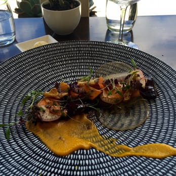 Margan Winery &C Cellar Door - Marinated pork belly starter - amazing ! - Wineries Near Me - Broke, NSW