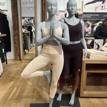 Athleta - Outfits - Women's Clothing Near Me - Scottsdale, Arizona