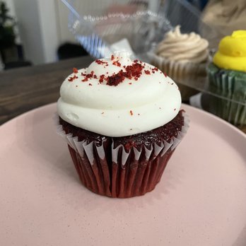 Savion’s Sweets - Red velvet - Desserts Near Me Savion’s Sweets - Red velvet - Desserts Near Me