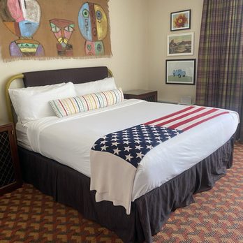 Graduate by Hilton Tempe - The bed - Hotels Near Me - Tempe, Arizona Graduate by Hilton Tempe - The bed - Hotels Near Me - Tempe, Arizona