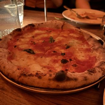 Ainslie Bowery - Margherita Pizza - Italian Near Me - New York, New York Ainslie Bowery - Margherita Pizza - Italian Near Me - New York, New York