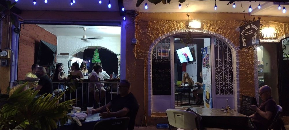 THE SALTY CAESAR - Updated October 2025 - 11 Photos & 10 Reviews ...