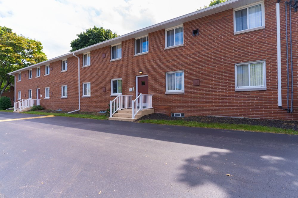 IRONDEQUOIT VILLAGE APARTMENT 17 Photos 2240 Hudson Ave, Rochester