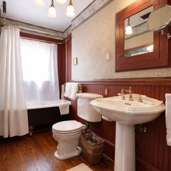 Simpson House Inn - Robert and Julia Simpson Room