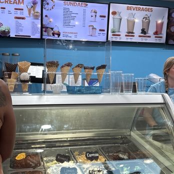 Scoop ‘N Twist - Gelato - Ice Cream & Frozen Yogurt Near Me - Rochester, New York Scoop ‘N Twist - Gelato - Ice Cream & Frozen Yogurt Near Me - Rochester, New York