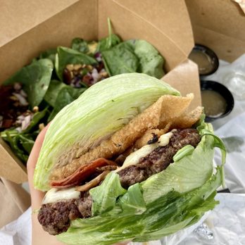 Hambrgr - Goodfella burger (lettuce wrapped) 5/5 Avocado bacon spinach salad 3.5/5 - Burgers Near Me - Hamilton, Ontario