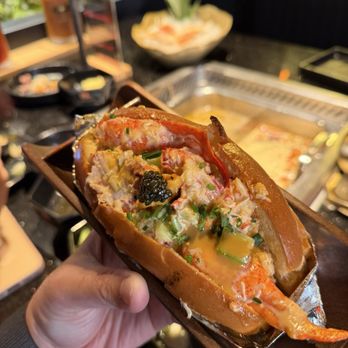 Wagyu Master Shabu House - Uni Lobster Roll - Japanese Near Me - Pasadena, California Wagyu Master Shabu House - Uni Lobster Roll - Japanese Near Me - Pasadena, California