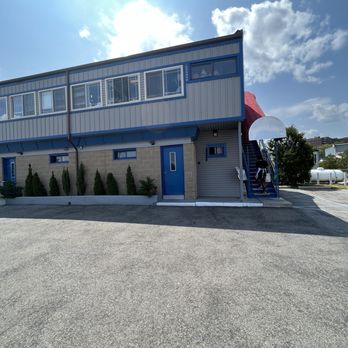 Marina View - Outside - Seafood Near Me - New Rochelle, New York