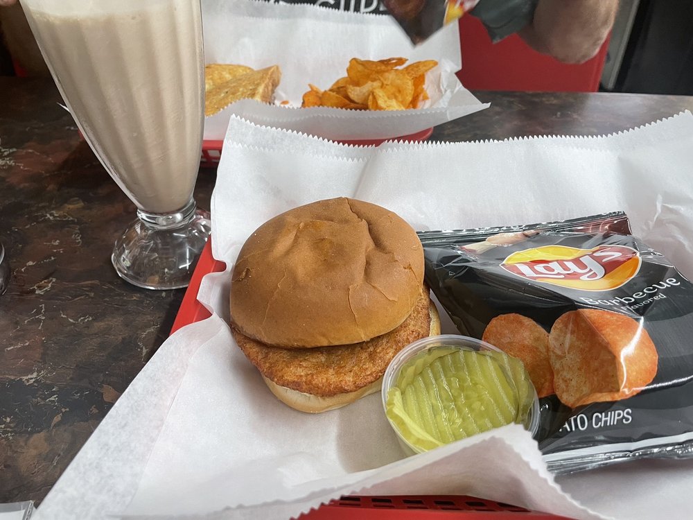 Borroum's Drug Store Soda Fountain Logo