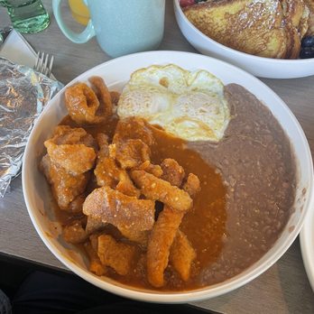 Casa Mia - Chicharrones y huevos - Breakfast & Brunch Near Me - Mountain View, California