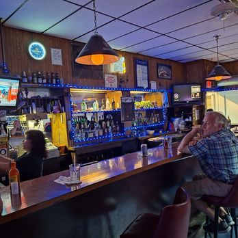 Casey's Corner - Dive Bars Near Me - Chicago, Illinois Casey's Corner - Dive Bars Near Me - Chicago, Illinois
