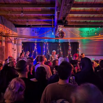 Hangar On The Hudson - Music Venues Near Me - Troy, New York Hangar On The Hudson - Music Venues Near Me - Troy, New York