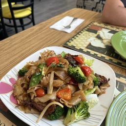 Vegan Drunken noodles (soy beef) Vegan Drunken noodles (soy beef)