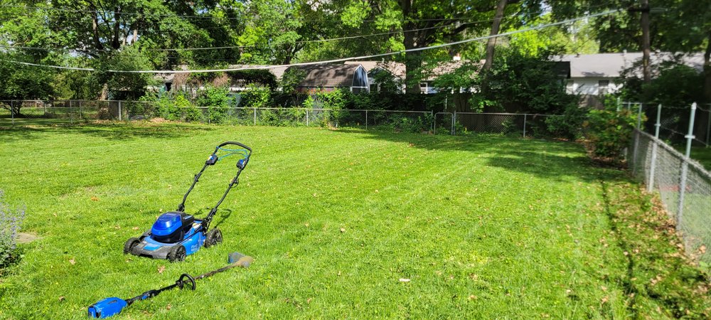 Matt's Lawn Care - tree service in Omaha, NE