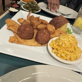 Croaker's Spot - Soul Food Near Me - Richmond, Virginia