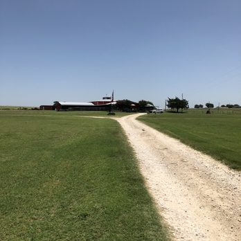 Saddlehorn Winery - Wineries Near Me - Burton, Texas Saddlehorn Winery - Wineries Near Me - Burton, Texas
