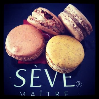 Cellerier - Mon test du jour: macaron foie gras, macaron citron, macaron marron glacé, macaron caramel beurre salé. Miam, miam, miam. - Cheese Shops Near Me - Lyon, 69