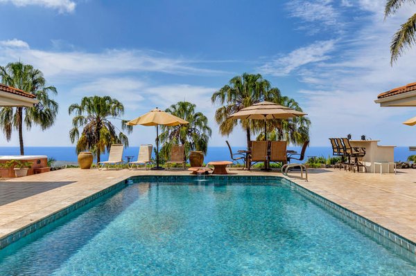 Kona Coast Vacations by null