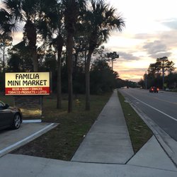 Familia Mini Market - The name says it all: Familia
