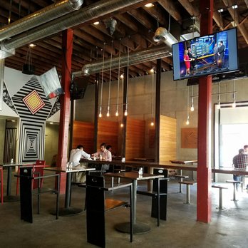 464 Burgers - Inside - Burgers Near Me - Los Angeles, California