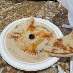 Pita Heaven - Large Hummus and pita.