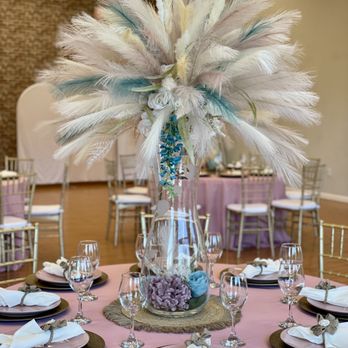 Easy Elegance Events - Tall boho floral centerpiece and tablescape. - Party & Event Planning Near Me Easy Elegance Events - Tall boho floral centerpiece and tablescape. - Party & Event Planning Near Me