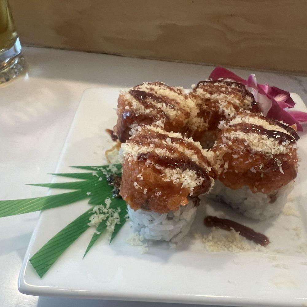 SushiStop - Burbank - (f046) Spicy Salmon Roll - Japanese Near Me - Burbank, California SushiStop - Burbank - (f046) Spicy Salmon Roll - Japanese Near Me - Burbank, California