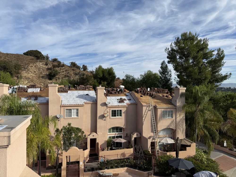 Slide of Top Elite Roofing