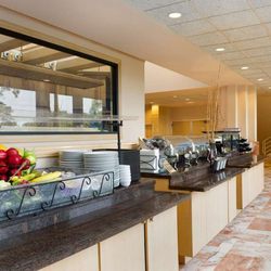 Embassy Suites by Hilton Palm Beach Gardens PGA Boulevard - Breakfast Area