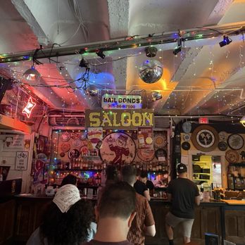 The Dew Drop Inn - Dive Bars Near Me - Washington, DC, District of Columbia The Dew Drop Inn - Dive Bars Near Me - Washington, DC, District of Columbia