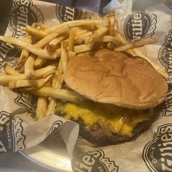 Willie's Grill & Icehouse - American Near Me - Pflugerville, Texas Willie's Grill & Icehouse - American Near Me - Pflugerville, Texas