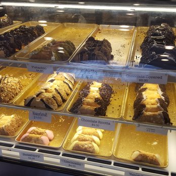 Mike's Pastry - 5/4/2019 - Decisions decisions... - Bakeries Near Me - Cambridge, Massachusetts Mike's Pastry - 5/4/2019 - Decisions decisions... - Bakeries Near Me - Cambridge, Massachusetts