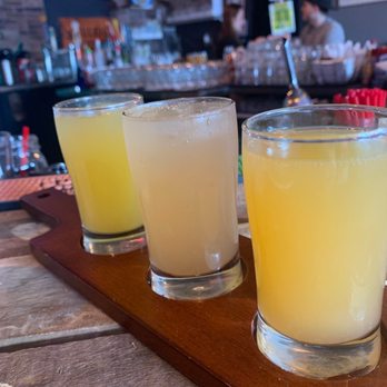 Salty's on Second - Mimosa fight - Bars Near Me - Fairbanks, Alaska