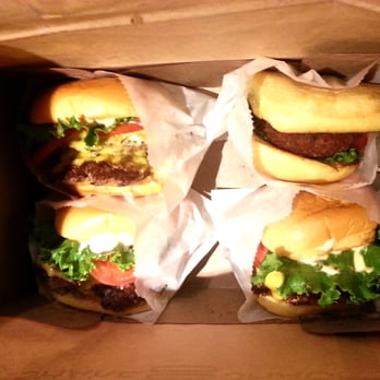 Shake Shack Dumbo - Num! - Burgers Near Me - Brooklyn, New York