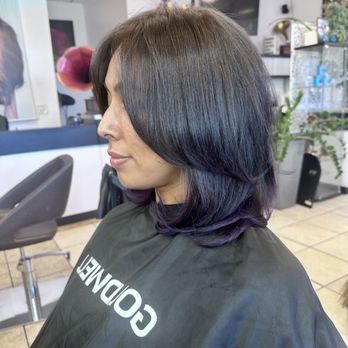 Dzung's Beauty Salon - Right after my trim and blow dry. 1/7/26 - Hair Salons Near Me - Reseda, California Dzung's Beauty Salon - Right after my trim and blow dry. 1/7/26 - Hair Salons Near Me - Reseda, California