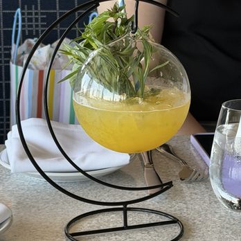 Castaway Burbank - Bars Near Me - Burbank, California