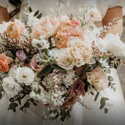 Floral Designs By Sofie - Bridal bouquet