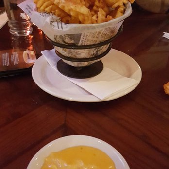 Exchequer Restaurant & Pub - Pizza Near Me - Chicago, Illinois