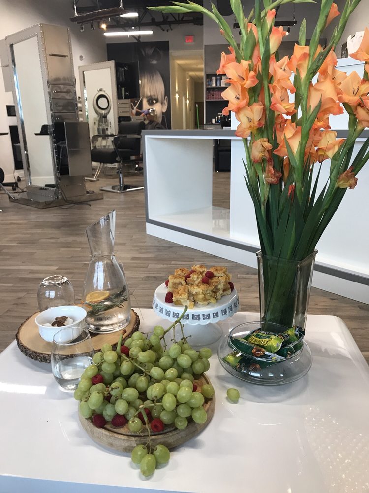 BEAUTY LAB Updated September 2024 10 Reviews 1116 S Roselle Rd