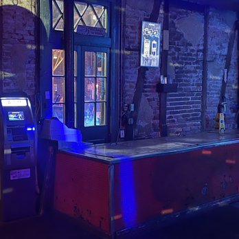 The Famous Door - Music Venues Near Me - New Orleans, Louisiana The Famous Door - Music Venues Near Me - New Orleans, Louisiana