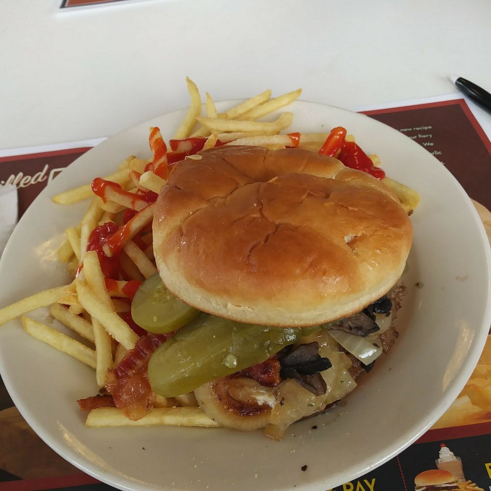 Steak ’n Shake - Burgers Near Me - Orange City, Florida Steak ’n Shake - Burgers Near Me - Orange City, Florida