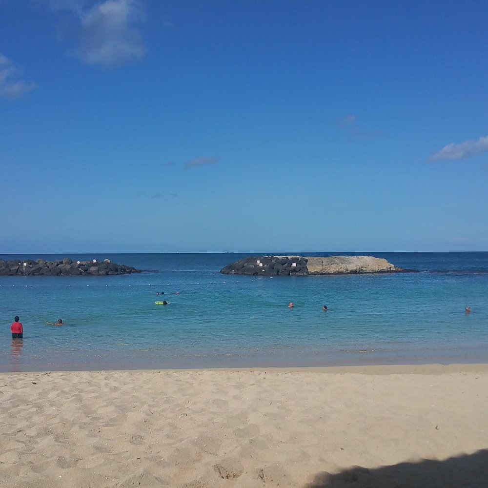 Ko'olina Lagoon 2 - Lagoon 2 around 9am on a Sunday - Beaches Near Me - Kapolei, Hawaii Ko'olina Lagoon 2 - Lagoon 2 around 9am on a Sunday - Beaches Near Me - Kapolei, Hawaii