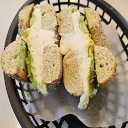NY Bagel - CTA Cream Cheese, Tomato, Avocado, Lemon Pepper
