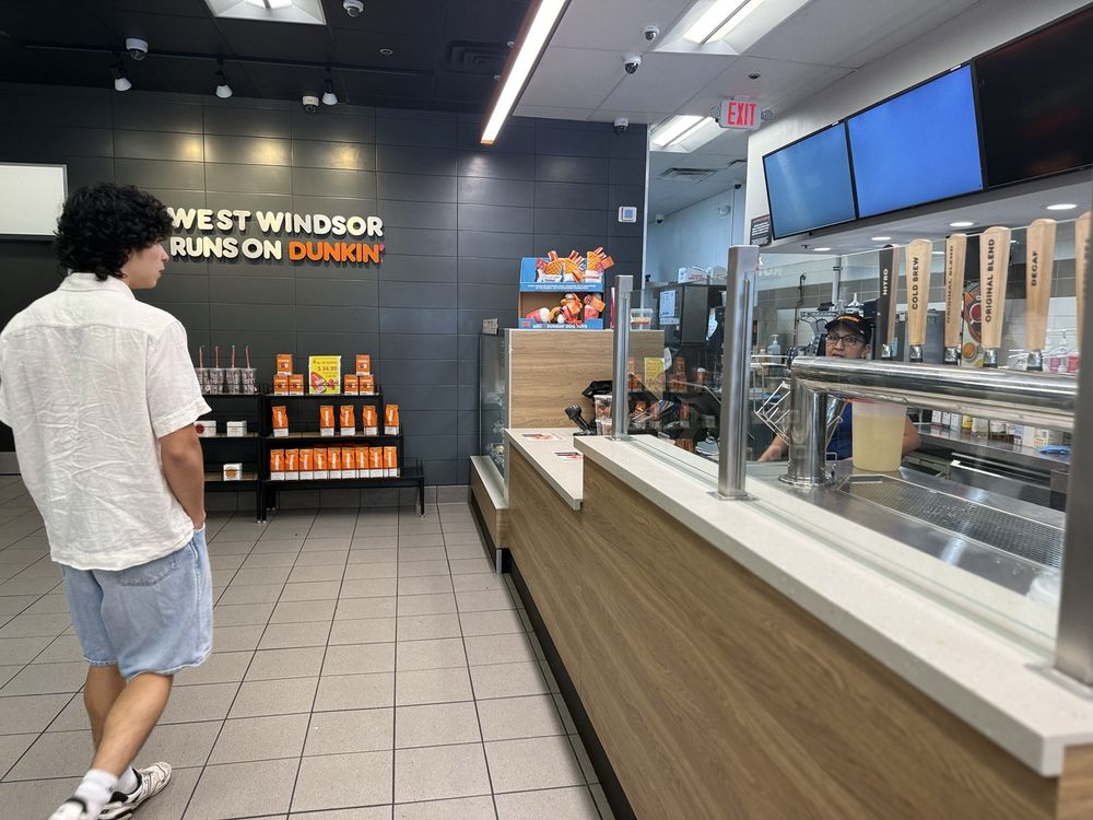 Dunkin' Logo
