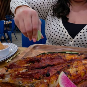 Santo Fish Restaurant - Seafood Near Me - Pico Rivera, California