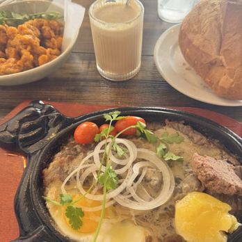 Triple-T - Bò né, egg yolk gizzard - Coffee & Tea Near Me - Gardena, California