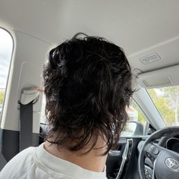 Men's wavy perm Men's wavy perm