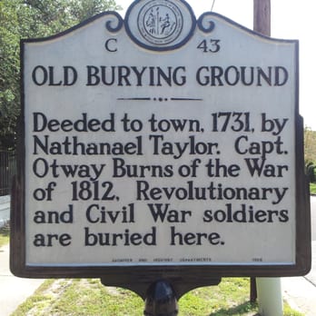 Old Burying Ground - Landmarks & Historical Buildings Near Me - Beaufort, North Carolina Old Burying Ground - Landmarks & Historical Buildings Near Me - Beaufort, North Carolina