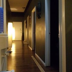 QC Massage - Cool decor